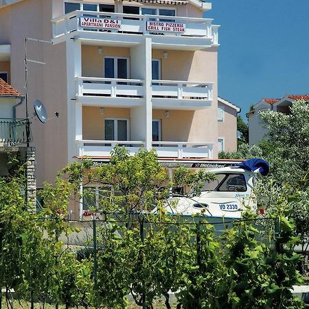 Villa D&I Vodice Exteriör bild